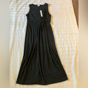 Nicole Miller Sleeveless V-Neck Ribbed Maxi Dress